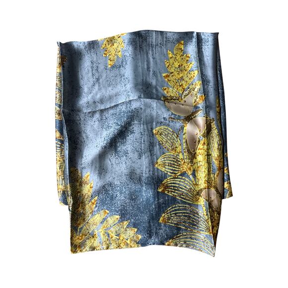 Elegant Beautiful Multi-Color Blue & Yellow Scarf - Size: 32x68 - Picture 3 of 7